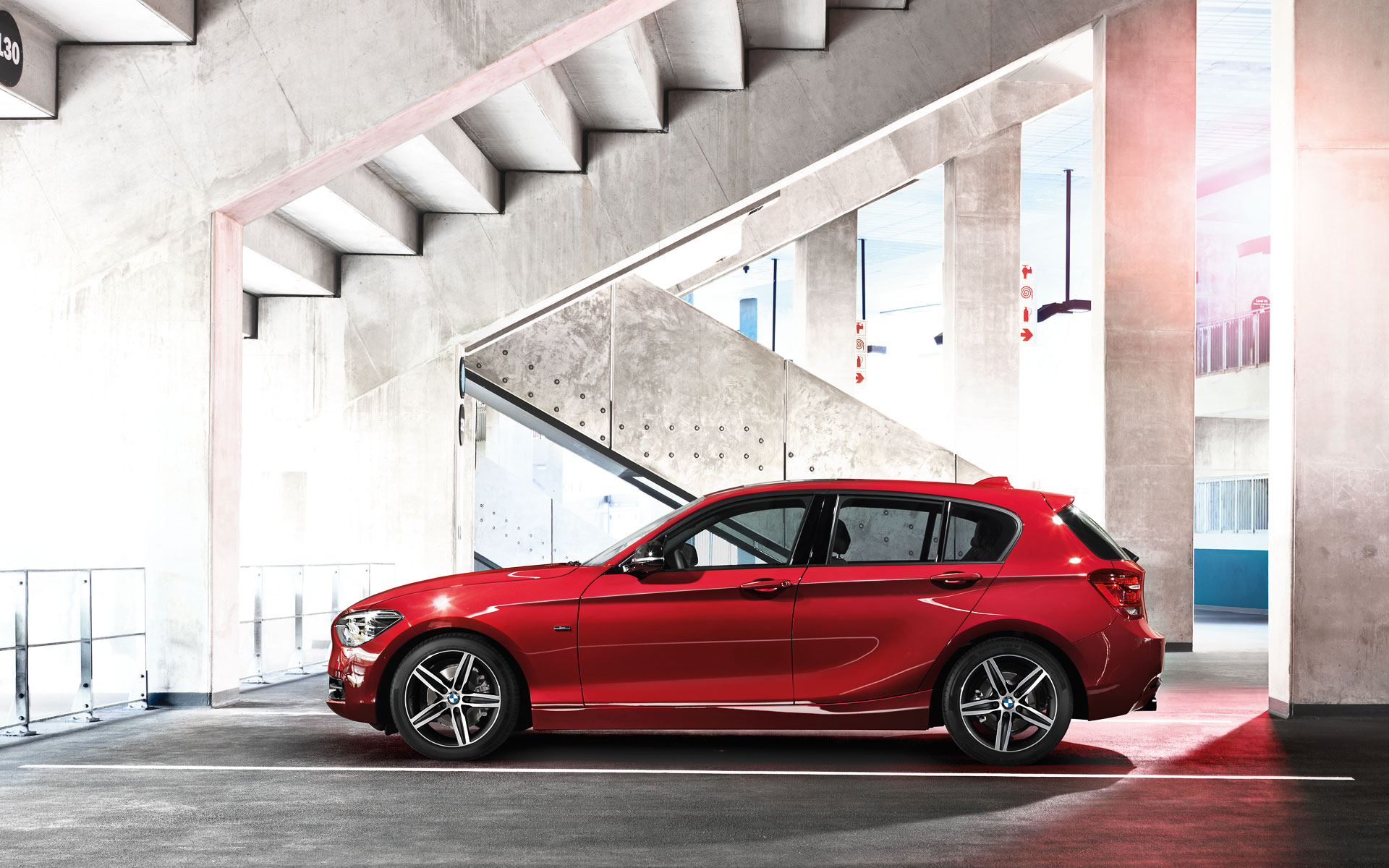 全新BMW 1系，重塑豪华紧凑型车市场的新标杆