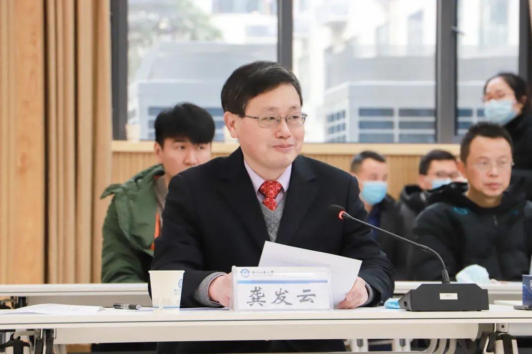 2025新澳门正版免费资本车，全面贯彻解释落实的深度解析